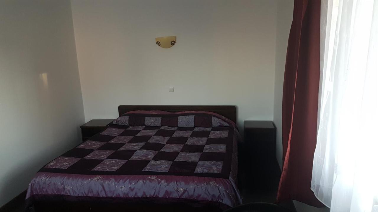 Casa David Bed & Breakfast Rădăuţi Dış mekan fotoğraf