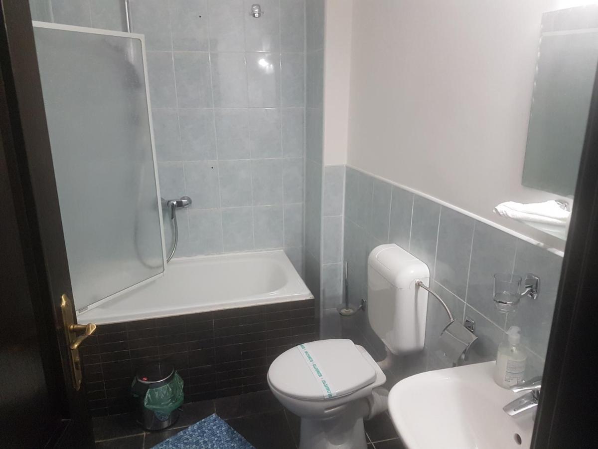 Casa David Bed & Breakfast Rădăuţi Dış mekan fotoğraf